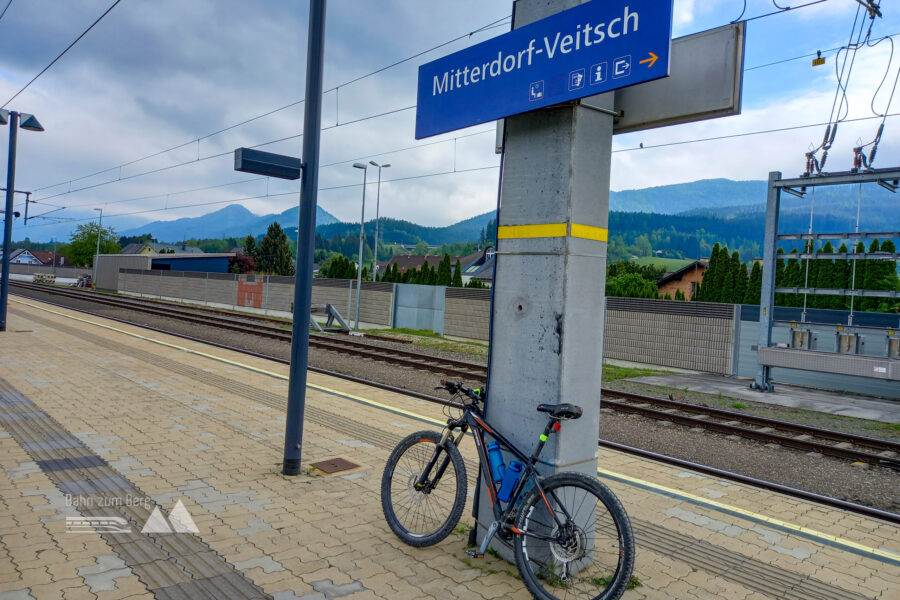 Am Bahnhof Mitterdorf-Veitsch starte ich meine Tour. Foto: Martina Friesenbichler