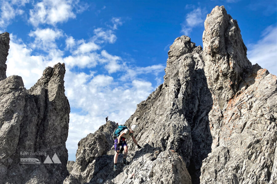 Mitten im schroffen Fels – so hab ichs gern. Foto: Thomas Six