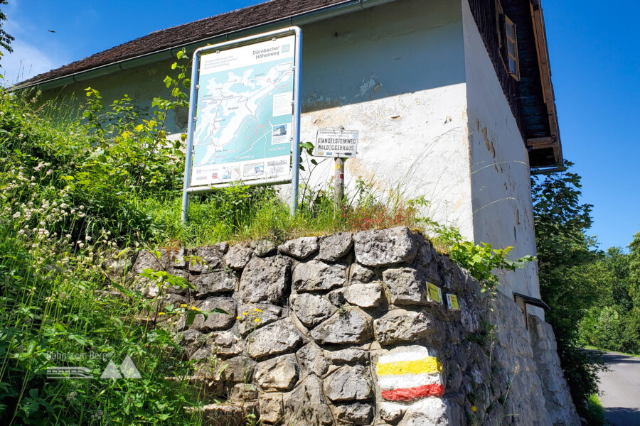 Hier geht es hinauf zum Stangelsteinweg. Foto: Linda Prähauser