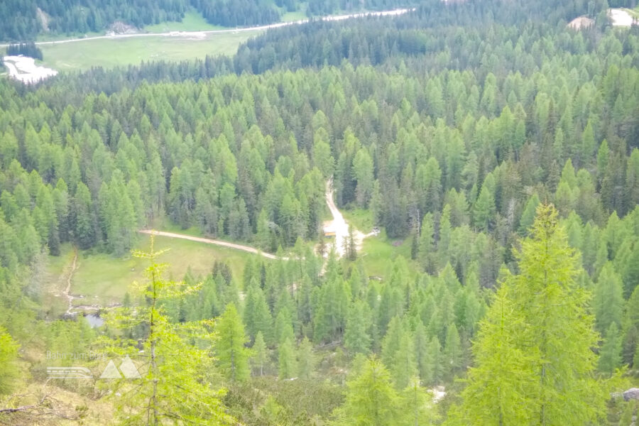 Blick ins Tal auf die Località Pian dei Spiriti. Foto: Herbert Fuchs