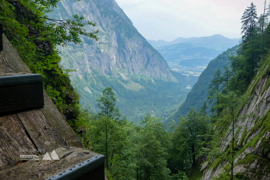 Blick ins Bluntautal – Bärenhütte und Bluntauseen. Foto: Karl Plohovich