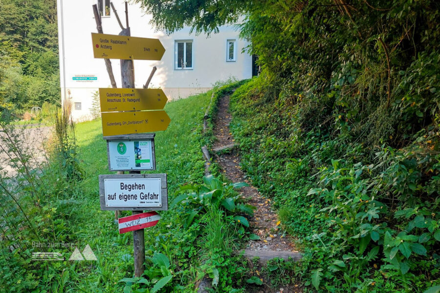 Beginn des Wanderwegs in Richtung Arzberg. Foto: Alice Frischherz