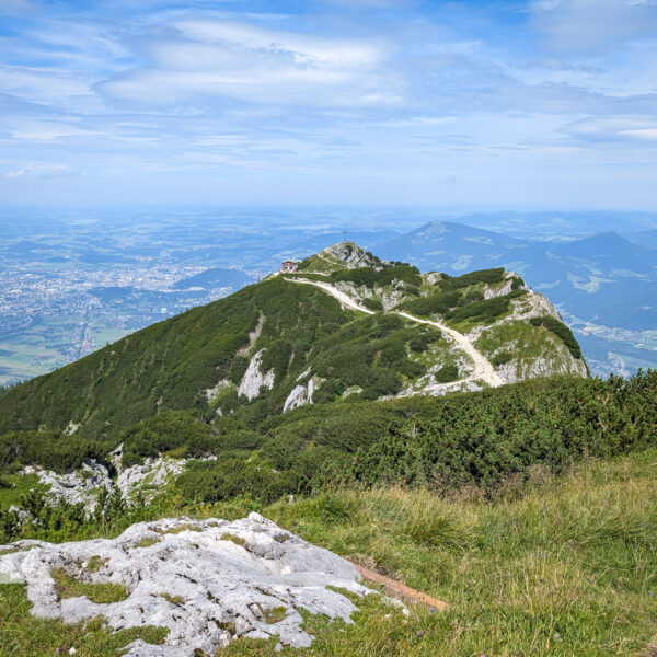 Weiter geht’s zur Bergstation der Untersbergbahn. Foto: Maresa Brandner