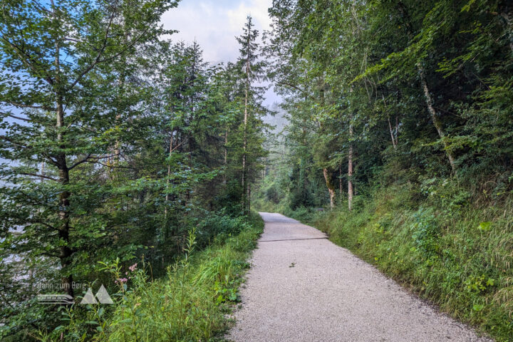 Der lange, flache Weg zur Wimbachgrieshütte. Fotos: Maresa Brandner