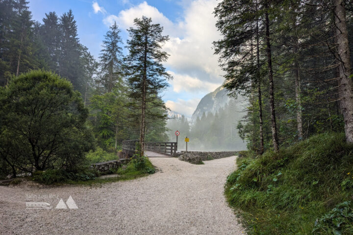 Der lange, flache Weg zur Wimbachgrieshütte. Fotos: Maresa Brandner