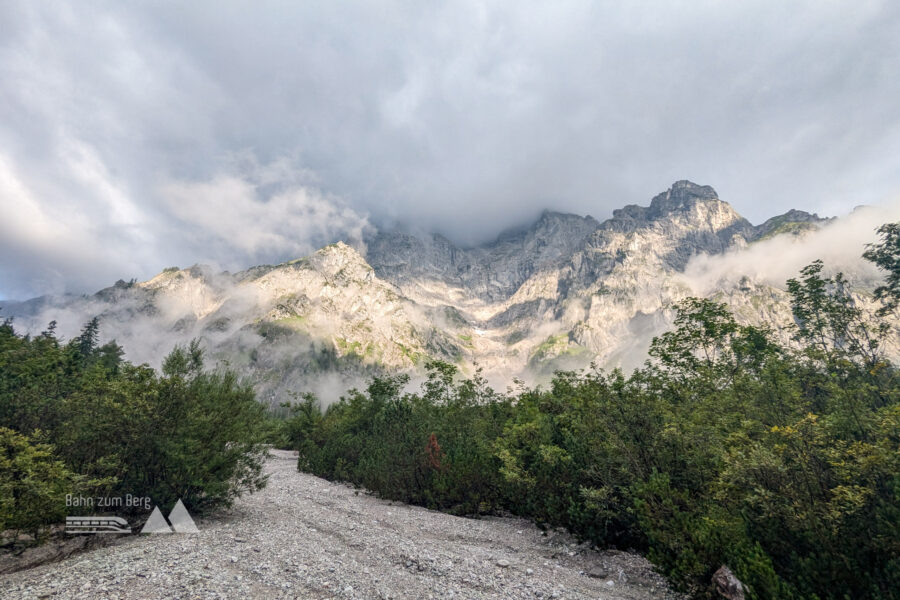 Blick zur Hochkalter-Ostwand. Foto: Maresa Brandner