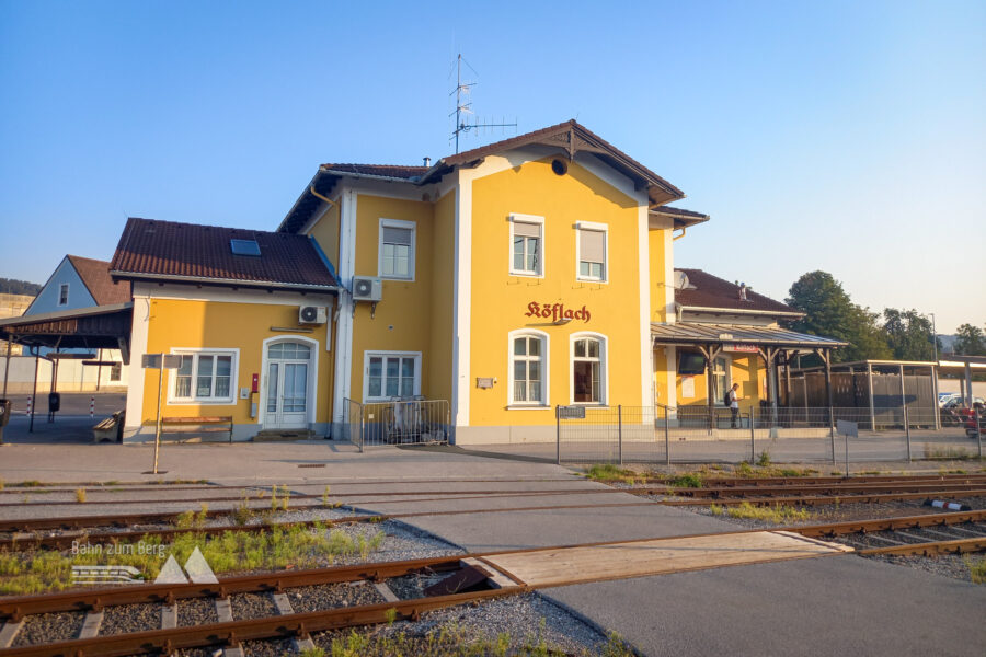 Bahnhof Köflach am frühen Morgen. Foto: Martina Friesenbichler