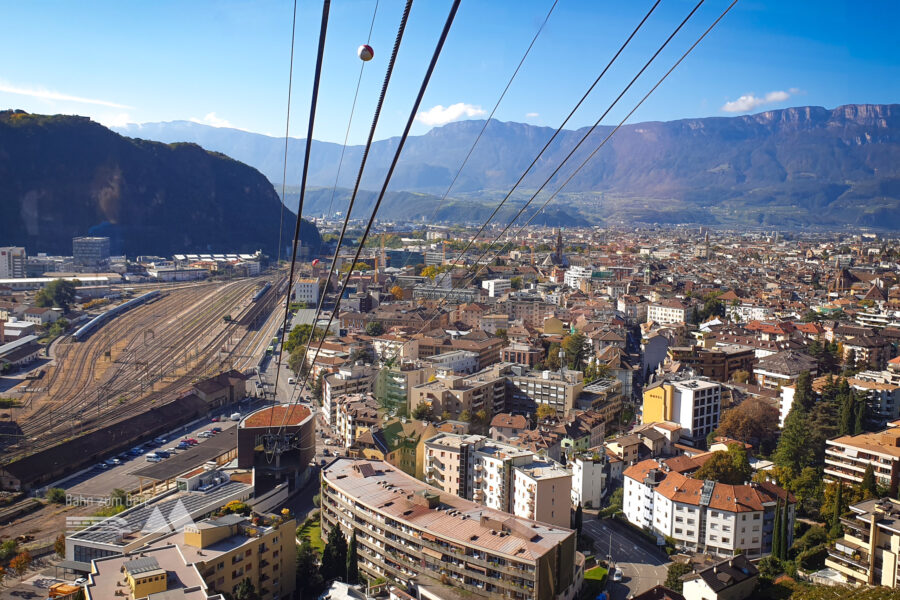 Auffahrt mit der Seilbahn nach Oberbozen. Foto: Markus Büchler